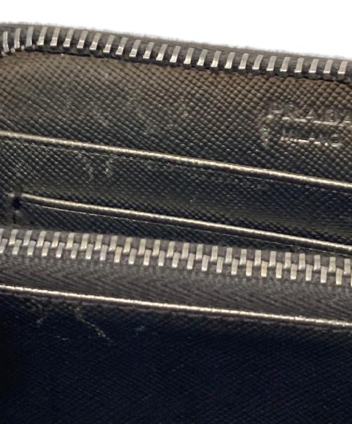 PRADA（プラダ）PRADA (プラダ) サフィアーノ コンパクトジップウォレット ゴールド サイズ:実寸参照の古着・服飾アイテム