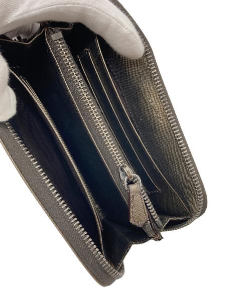 PRADA（プラダ）PRADA (プラダ) サフィアーノ コンパクトジップウォレット ゴールド サイズ:実寸参照の古着・服飾アイテム