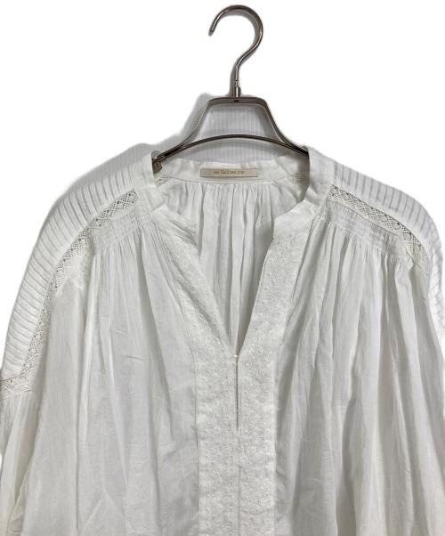 ne quittez pas（ヌキテパ）ne quittez pas (ヌキテパ) ギャザー Vネック ブラウス　コットンブラウス ホワイト サイズ:実寸参照の古着・服飾アイテム