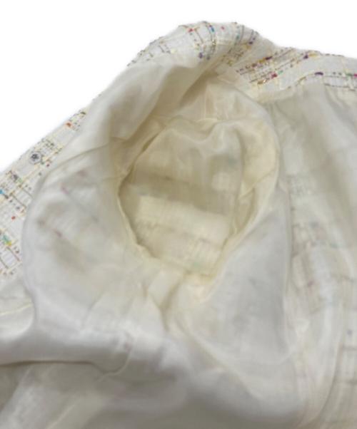 Harrods（ハロッズ）Harrods (ハロッズ) ツイードセットアップ　フェミニン　綺麗め　大人スタイル ホワイト サイズ:2の古着・服飾アイテム