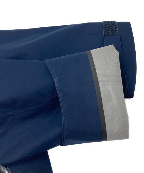 MAMMUT（マムート）MAMMUT (マムート) Crater HS Hooded Jacket AF Men クレーターHSフーデッドジャケット　GORE-TEX　 ネイビー marine サイズ:ASIA：M　　US：S 未使用品の古着・服飾アイテム