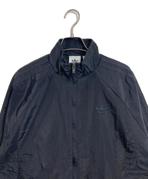 adidas（アディダス）adidas (アディダス) アディカラー 2000s ウーブントラックトップ　ラグランジャケット　3ライン　トラックジャケット ブラック サイズ:Ｍ 未使用品の古着・服飾アイテム