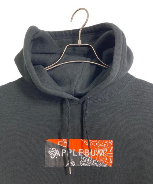 APPLEBUM（アップルバム）APPLEBUM (アップルバム) Bandanna Box Logo Sweat Parka バンダナボックスロゴパーカー　AppleBUM ブラック サイズ: Mの古着・服飾アイテム