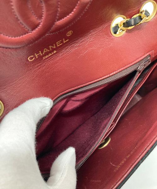 CHANEL（シャネル）CHANEL (シャネル) ヴィンテージ マトラッセ25 Wチェーン キルティングバッグ　キャンバス×レザー　チェーンショルダーバッグ ブラック サイズ:25の古着・服飾アイテム