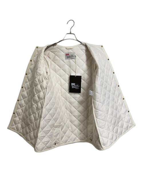 Traditional Weatherwear（トラディショナルウェザーウェア）Traditional Weatherwear (トラディショナルウェザーウェア) ARKLEY A-LINE MIDDLE アークリー Aライン ミドル　中綿ジャケット　アウター アイボリー サイズ:34（実寸参照） 未使用品の古着・服飾アイテム