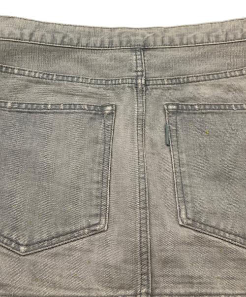 UNDERCOVER（アンダーカバー）UNDERCOVER (アンダーカバー) 11AW フリンジデニムスカート　ミニスカート　フリンジスカート ベージュ サイズ:3の古着・服飾アイテム