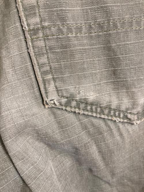 CarHartt（カーハート）CarHartt (カーハート) ダブルニーカーゴパンツ　コットンパンツ モスグリーン サイズ:W36×L32の古着・服飾アイテム