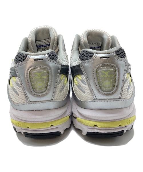 MIZUNO（ミズノ）MIZUNO (ミズノ) WAVE RIDER10 ウェーブライダー10 ランニングスニーカー ホワイト×グリーン サイズ:US 8.5の古着・服飾アイテム