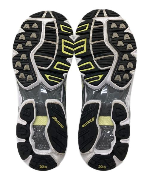 MIZUNO（ミズノ）MIZUNO (ミズノ) WAVE RIDER10 ウェーブライダー10 ランニングスニーカー ホワイト×グリーン サイズ:US 8.5の古着・服飾アイテム