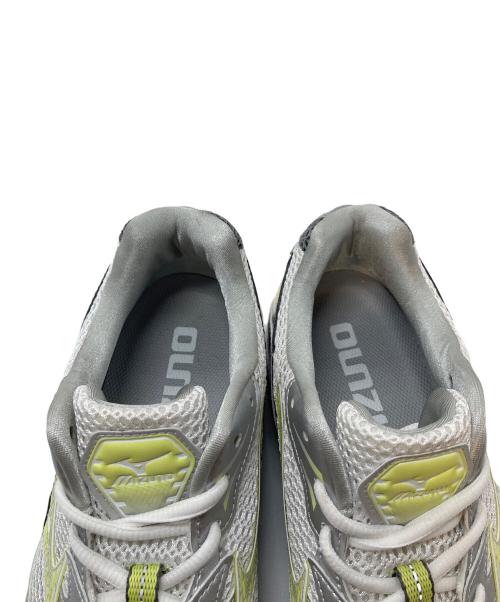MIZUNO（ミズノ）MIZUNO (ミズノ) WAVE RIDER10 ウェーブライダー10 ランニングスニーカー ホワイト×グリーン サイズ:US 8.5の古着・服飾アイテム