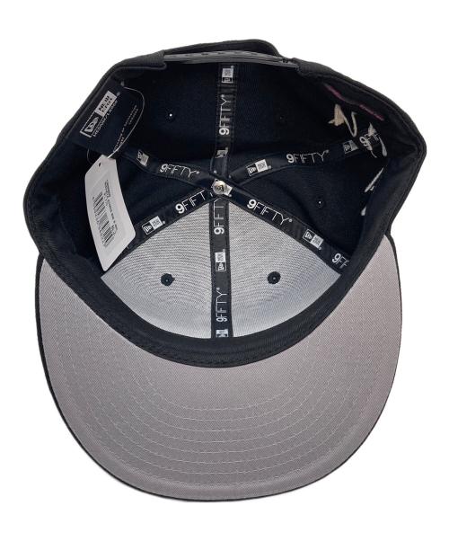 New Era（ニューエラ）New Era (ニューエラ) atmos pink (アトモスピンク) RIEHATA (リエハタ) キャップ サイズ:実寸参照 未使用品の古着・服飾アイテム