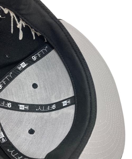 New Era（ニューエラ）New Era (ニューエラ) atmos pink (アトモスピンク) RIEHATA (リエハタ) キャップ サイズ:実寸参照 未使用品の古着・服飾アイテム