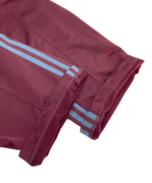 adidas（アディダス）adidas (アディダス) トラックパンツ ジェンダーニュートラル　ジャージ　スポーツ　アウトドア マルーン サイズ:Lの古着・服飾アイテム