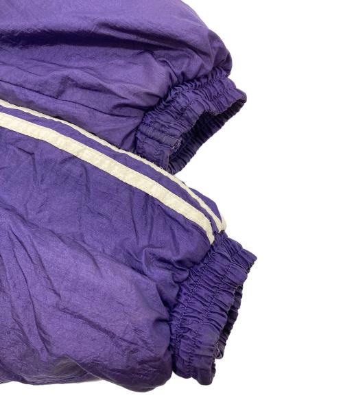 adidas（アディダス）adidas (アディダス) 【古着】中綿ジャケット　アウター　万国旗タグ ブラック×パープル サイズ:Mの古着・服飾アイテム