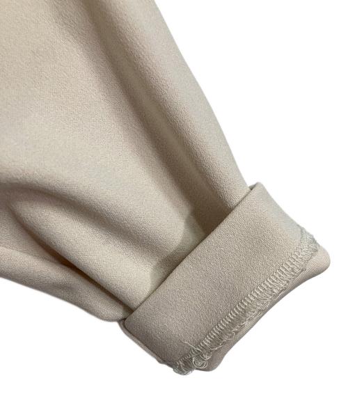 Dignite collier（ディニテ コリエ）Dignite collier (ディニテ コリエ) パフスリーブ クルーネック ストレッチ ワンピース　ロングワンピース　セレモニー 日本製 ベージュ サイズ:FREEの古着・服飾アイテム