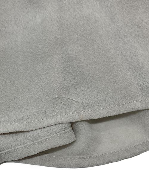 COCODEAL（ココディール）COCODEAL (ココディール) プリーツティアードワンピース　ペチコート付 ベージュ サイズ:2の古着・服飾アイテム