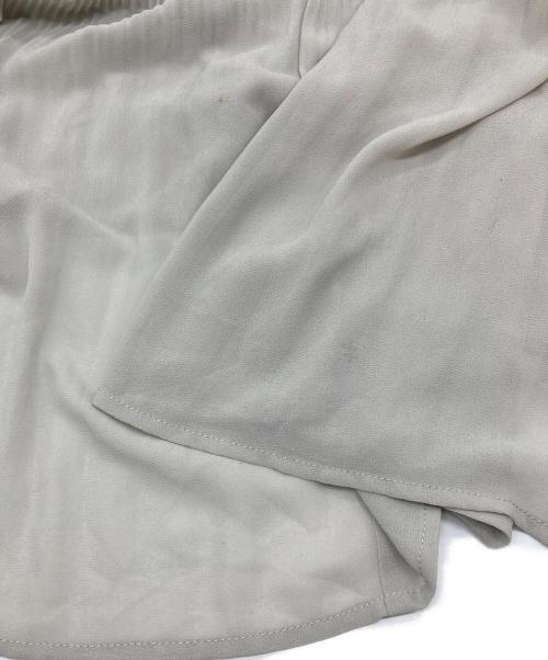 COCODEAL（ココディール）COCODEAL (ココディール) プリーツティアードワンピース　ペチコート付 ベージュ サイズ:2の古着・服飾アイテム