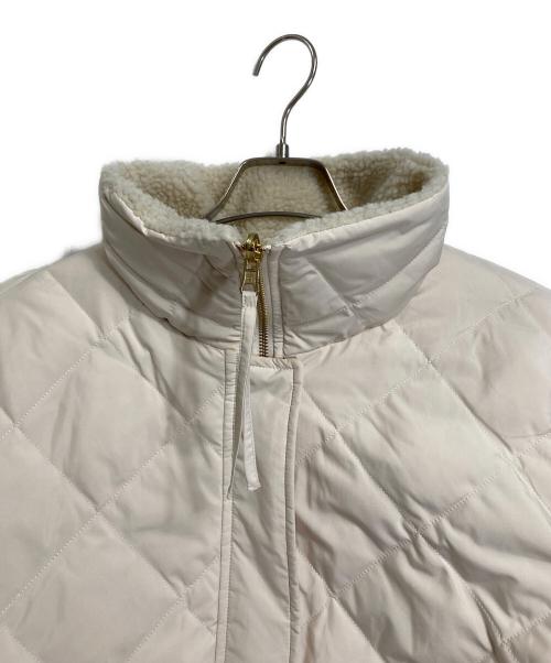 UNFILO（アンフィーロ）UNFILO (アンフィーロ) TAION (タイオン) リバーシブルボアダウン　キルティングダウン ベージュ サイズ:Mの古着・服飾アイテム