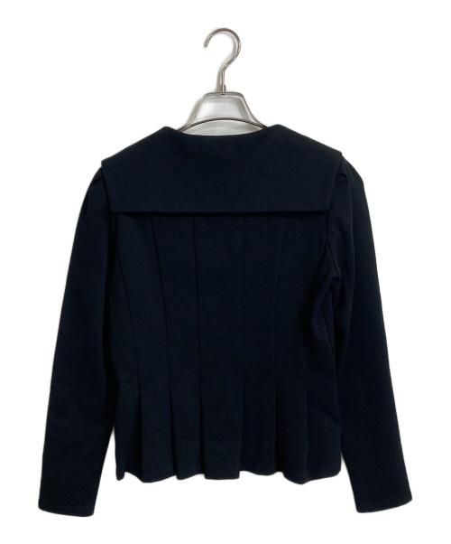 Rene basic（ルネベーシック）Rene basic (ルネベーシック) カメリア ジップ バックプリーツジャケット　日本製 ブラック サイズ:34の古着・服飾アイテム