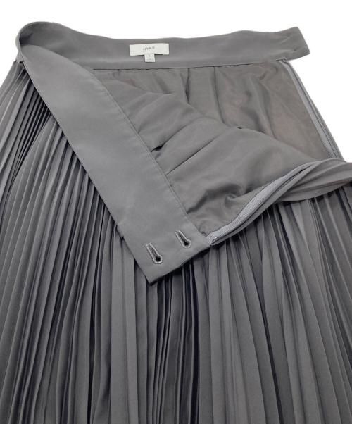 HYKE（ハイク）HYKE (ハイク) ポリエステル タフタ プリーツ スカート グレー サイズ:1の古着・服飾アイテム