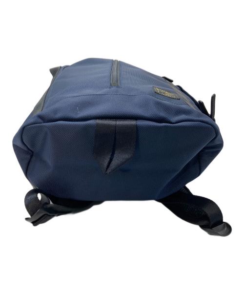 Paul Smith JEANS（ポールスミス ジーンズ）Paul Smith JEANS (ポールスミス ジーンズ) CORDURA NYLON DAYPACK  コーデュラ　ナイロン　デイパック  リュック　通勤　通学 ネイビー サイズ:実寸参照の古着・服飾アイテム