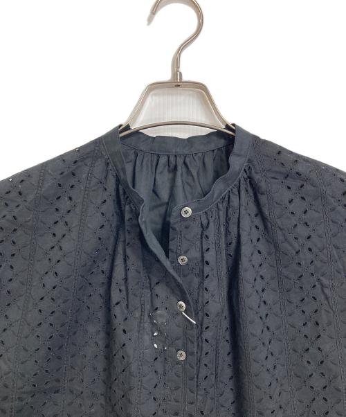 MACKINTOSH PHILOSOPHY（マッキントッシュ フィロソフィー）MACKINTOSH PHILOSOPHY (マッキントッシュ フィロソフィー) カットワークレースブラウス ブラック サイズ:38 未使用品の古着・服飾アイテム