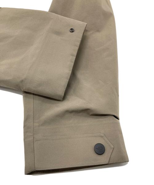 THE NORTH FACE（ザ ノース フェイス）THE NORTH FACE (ザ ノース フェイス) フューチャーライトショートジャケット FL Short Jacket スポーツ　アウトドア　アウター　ライトアウター ベージュ ウォルナット(WT) サイズ:Mの古着・服飾アイテム