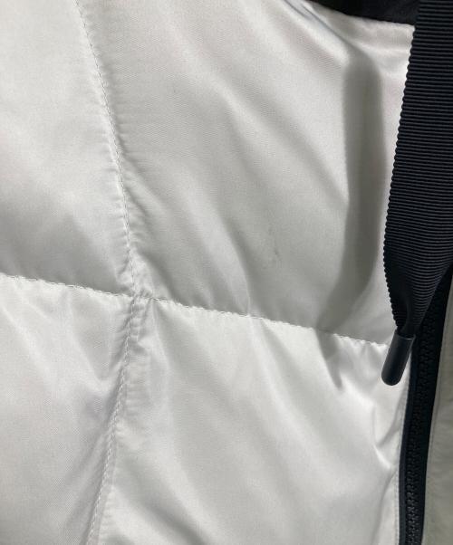 vivapresto（ビバプレスト）vivapresto (ビバプレスト) ダウンジャケット　アウター ホワイト×ブラック サイズ:Mの古着・服飾アイテム