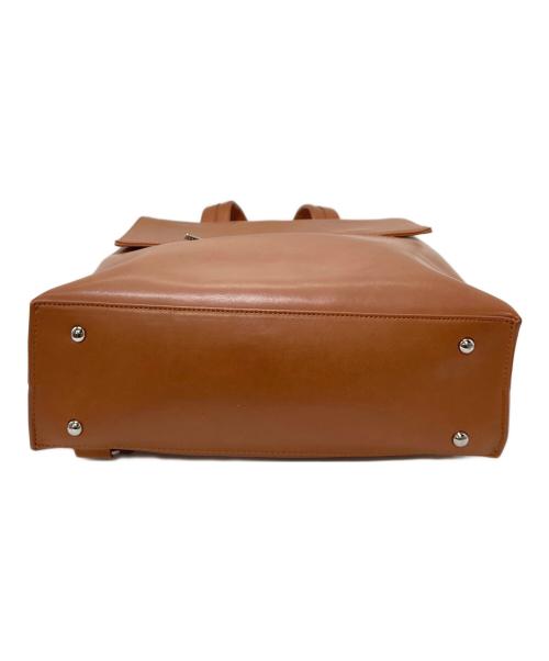 lovst tokyo（ラヴィスト トーキョー）LOVST TOKYO (ラヴィスト トーキョー) Apple Square Rucksack　レザーリュック ブラウン サイズ:実寸参照の古着・服飾アイテム