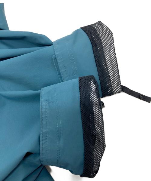 Columbia（コロンビア）Columbia (コロンビア) ウッドロードジャケット　マウンテンパーカー　ナイロンパーカー ブルー×ブラック サイズ:Sの古着・服飾アイテム