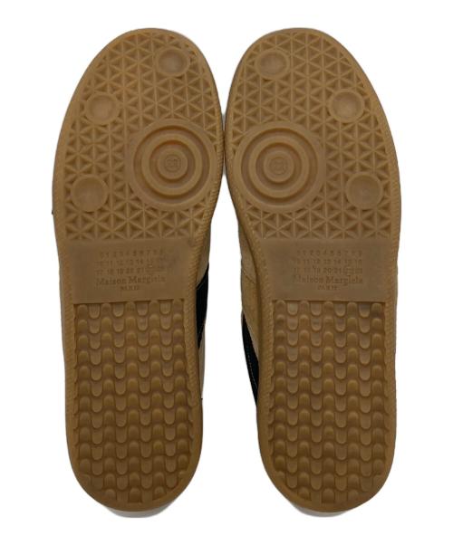 Maison Margiela（メゾンマルジェラ）Maison Margiela (メゾンマルジェラ) REPLICA ジャーマントレーナー　イタリア製 ベージュ×ブラック サイズ:41の古着・服飾アイテム