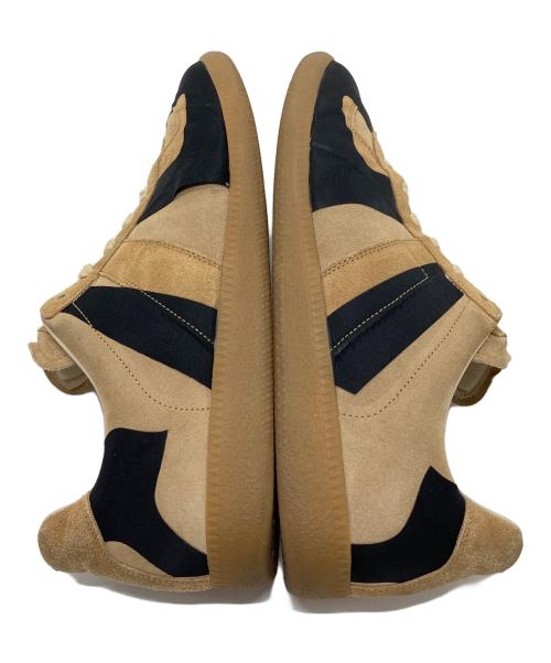 Maison Margiela（メゾンマルジェラ）Maison Margiela (メゾンマルジェラ) REPLICA ジャーマントレーナー　イタリア製 ベージュ×ブラック サイズ:41の古着・服飾アイテム