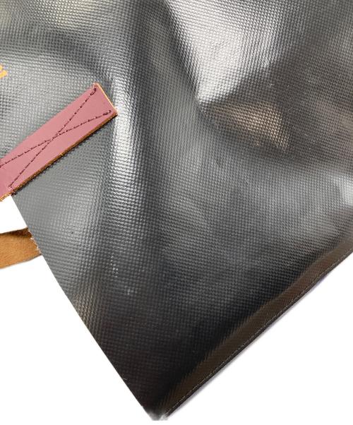 MARNI（マルニ）MARNI (マルニ) PVCトートバッグ　ロゴトートバッグ　TRIBECA トライベッカ　イタリア製 ネイビー×ブラック サイズ:実寸参照の古着・服飾アイテム