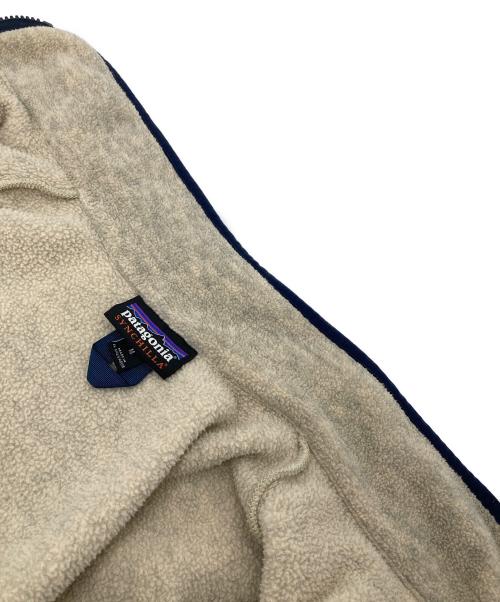Patagonia（パタゴニア）Patagonia (パタゴニア) Synchilla Vest シンチラベスト フリースベスト　SP23 ベージュ×ネイビー サイズ:Mの古着・服飾アイテム