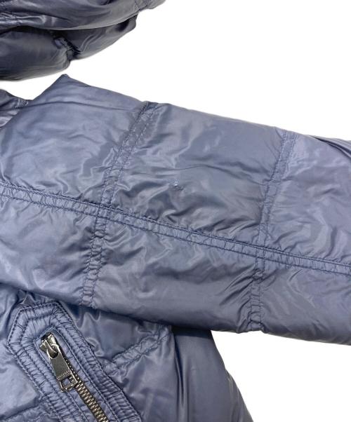 BURBERRY BLACK LABEL（バーバリーブラックレーベル）BURBERRY BLACK LABEL (バーバリーブラックレーベル) ファーフード付ダウンジャケット　 ネイビー サイズ:Mの古着・服飾アイテム