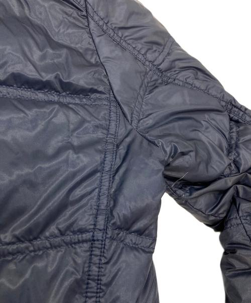 BURBERRY BLACK LABEL（バーバリーブラックレーベル）BURBERRY BLACK LABEL (バーバリーブラックレーベル) ファーフード付ダウンジャケット　 ネイビー サイズ:Mの古着・服飾アイテム