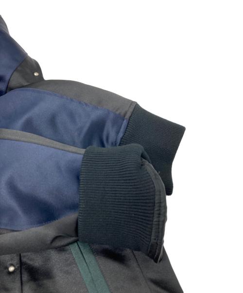 FACETASM（ファセッタズム）FACETASM (ファセッタズム) ブルゾン　スタジャン　ブラック×ネイビー×グリーン ブラック×ネイビー サイズ:4の古着・服飾アイテム