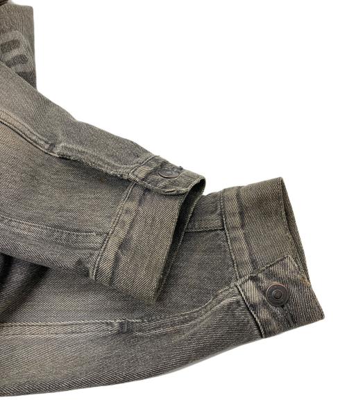 BALENCIAGA（バレンシアガ）BALENCIAGA (バレンシアガ) デニムジャケット　バックロゴ デニムジャケット　18SS グレー サイズ:46の古着・服飾アイテム