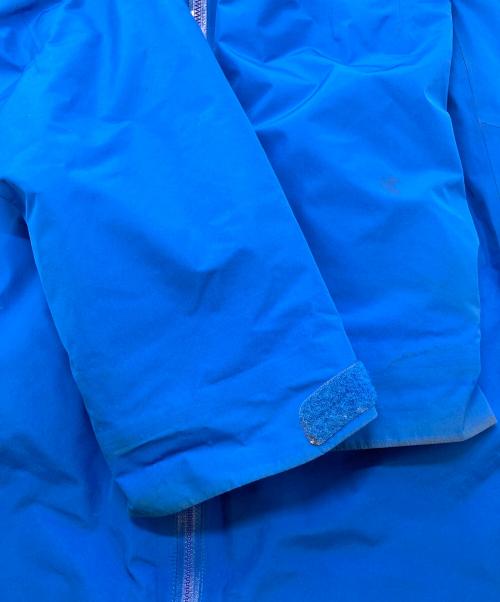 ARC'TERYX（アークテリクス）ARC'TERYX (アークテリクス) TAURI JACKET 中綿ジャケット　アウター   ナイロンジャケット アウトドア 登山 キャンプ　スポーツ　アウトドア ブルー サイズ:Sの古着・服飾アイテム