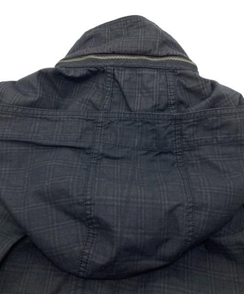BURBERRY BLACK LABEL（バーバリーブラックレーベル）BURBERRY BLACK LABEL (バーバリーブラックレーベル) マウンテンジャケット　トレッキングジャケット　コットンジャケット　　 ブラック サイズ:Mの古着・服飾アイテム