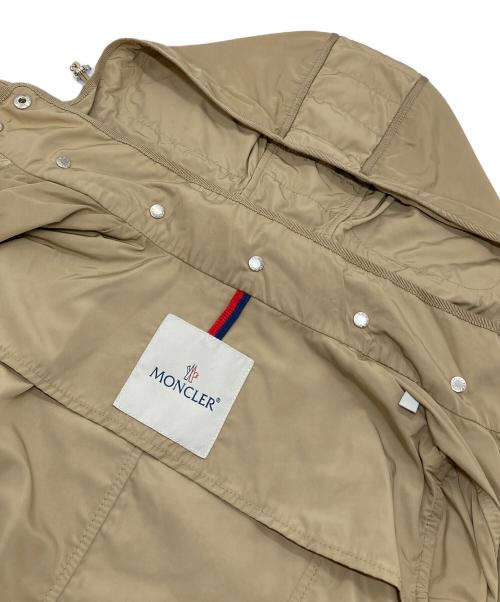 MONCLER（モンクレール）MONCLER (モンクレール) ARGELIA ワッペン付コート　並行品 ベージュ サイズ:1の古着・服飾アイテム