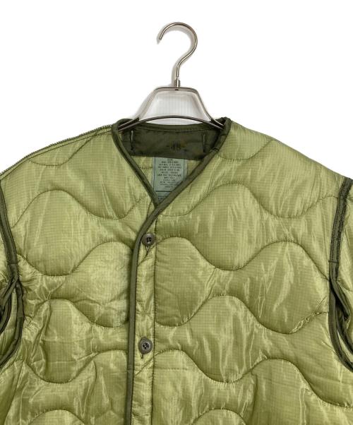 US ARMY（ユーエスアーミー）US ARMY (ユーエスアーミー) キルティングライナー　ARMYライナー グリーン サイズ:US2の古着・服飾アイテム