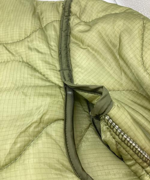 US ARMY（ユーエスアーミー）US ARMY (ユーエスアーミー) キルティングライナー　ARMYライナー グリーン サイズ:US2の古着・服飾アイテム