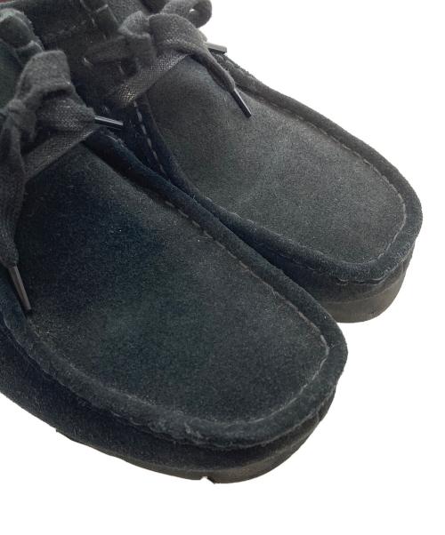 CLARKS（クラークス）CLARKS (クラークス) ワラビーブーツ ブラック サイズ:UK8の古着・服飾アイテム