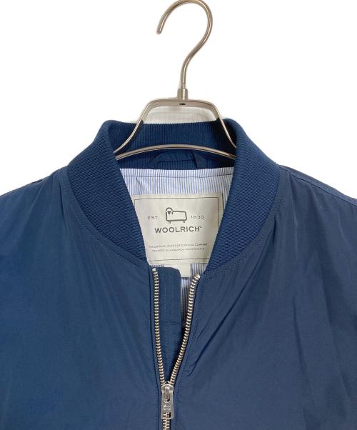 WOOLRICH（ウールリッチ）WOOLRICH (ウールリッチ) シティボンバージャケット　アウター　ライトアウター ネイビー サイズ:Lの古着・服飾アイテム