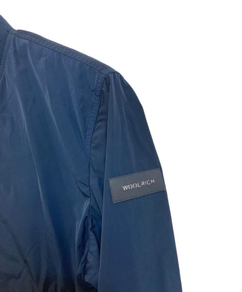 WOOLRICH（ウールリッチ）WOOLRICH (ウールリッチ) シティボンバージャケット　アウター　ライトアウター ネイビー サイズ:Lの古着・服飾アイテム