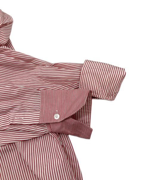 CINOH（チノ）CINOH (チノ) アシンメトリーブザムシャツ　コットンシャツ　ストライプ レッド×ホワイト サイズ:38の古着・服飾アイテム