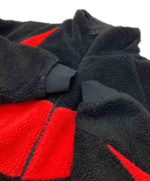 NIKE（ナイキ）NIKE (ナイキ) ビッグスウッシュリバーシブルボアジャケット ブラック×レッド サイズ:XLの古着・服飾アイテム