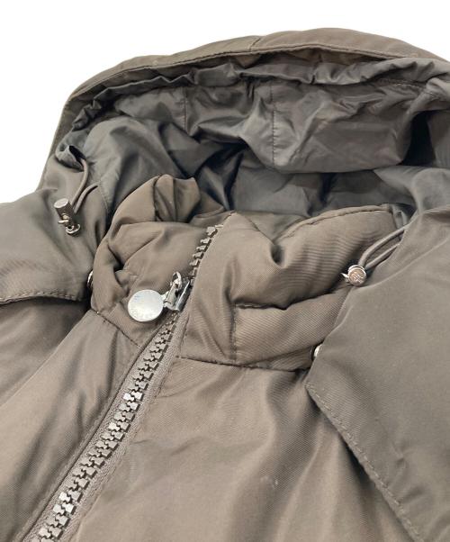 MONCLER（モンクレール）MONCLER (モンクレール) ダウンジャケット　フーデットダウンジャケット　イタリア製 ブラウンの古着・服飾アイテム