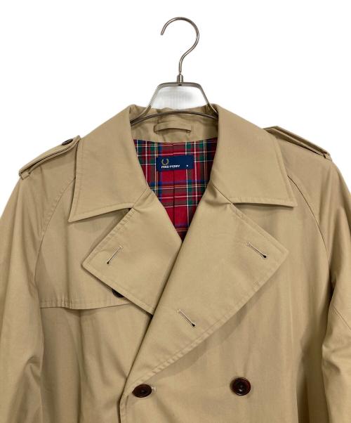 FRED PERRY（フレッドペリー）FRED PERRY (フレッドペリー) トレンチコート　ロングコート ベージュ サイズ:Mの古着・服飾アイテム